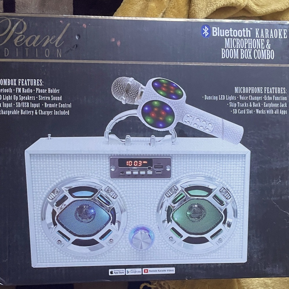 BRAND NEW bluetooth boom box